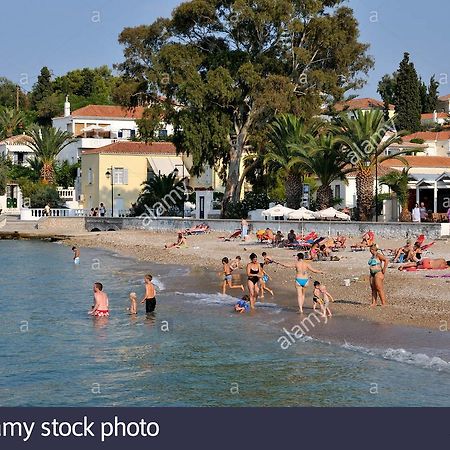 Villa Argo Spetses Town Exterior photo