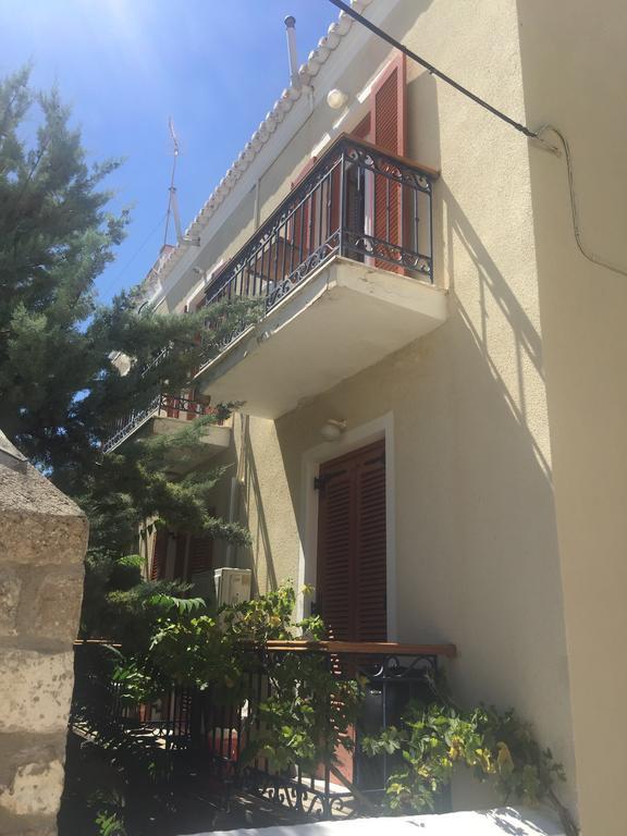 Villa Argo Spetses Town Exterior photo