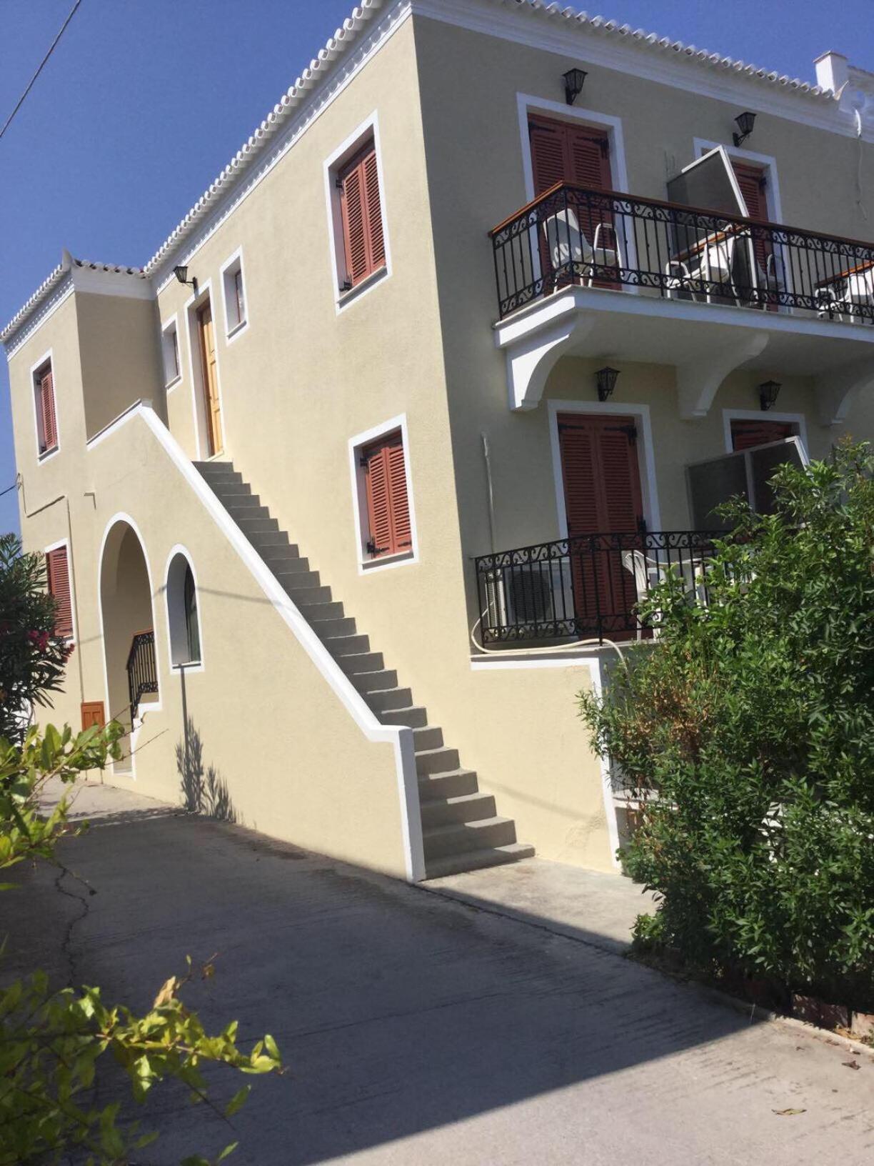 Villa Argo Spetses Town Exterior photo